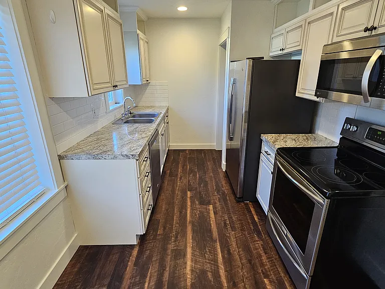 342 Filmore Ave — Photo 4