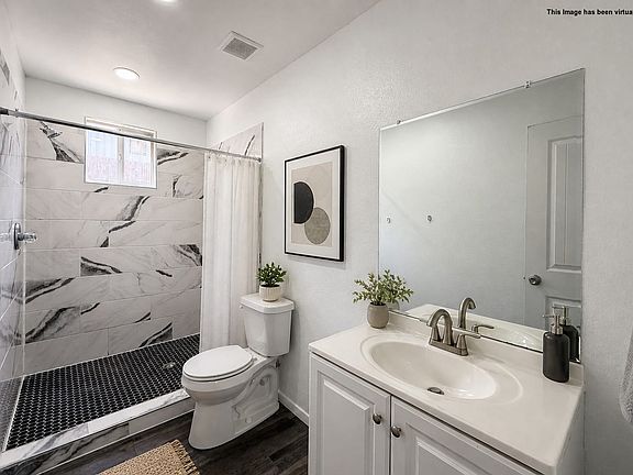 5th image of 2311 Vagas St #D
