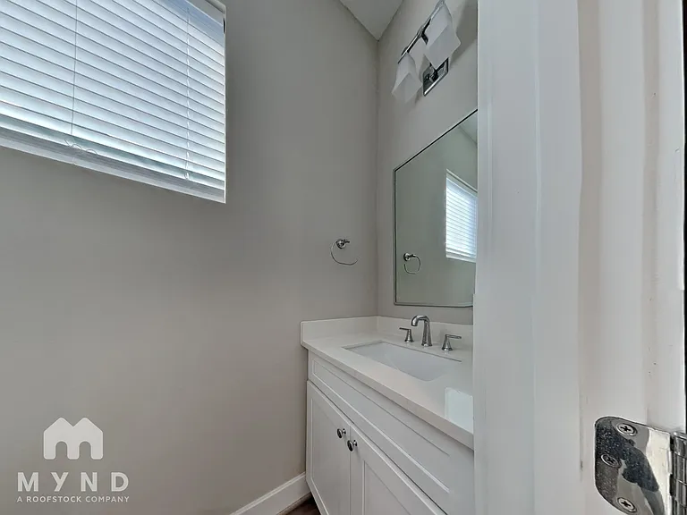 5902 Gardendale Dr #F — Photo 15