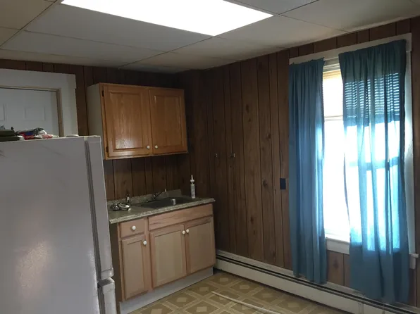 55 Graham St, Gardner, MA