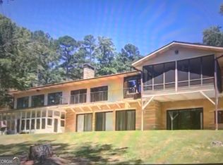 2101 Poplar Falls Rd, Lithonia, GA 30058