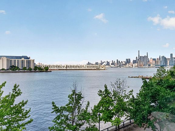 4th image of 1500 Washington St APT 3K