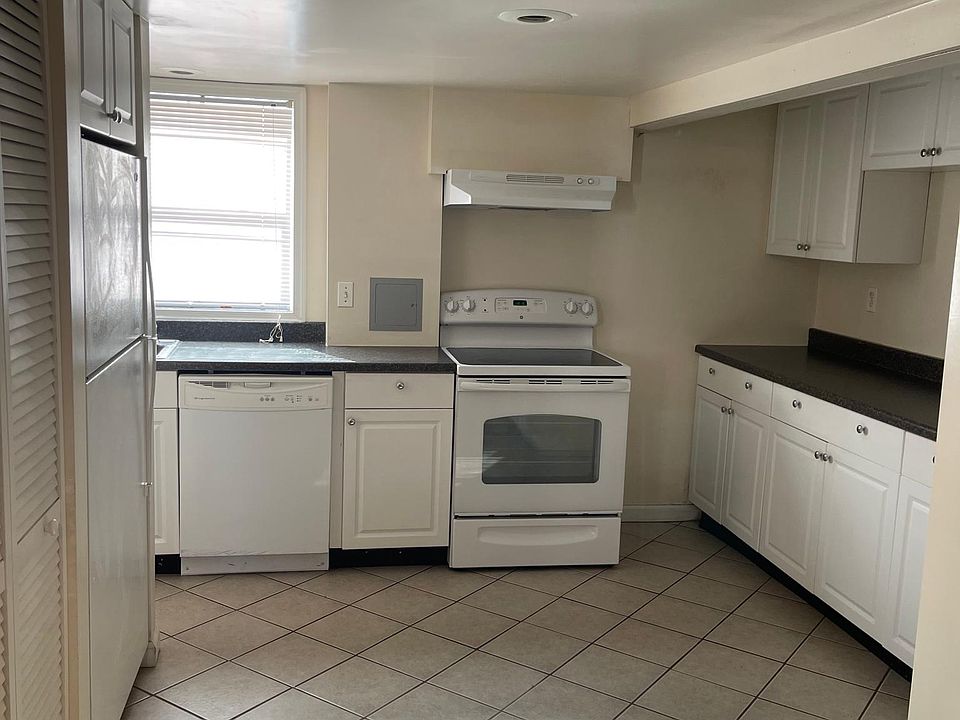 1st image of 4605 Langston Blvd