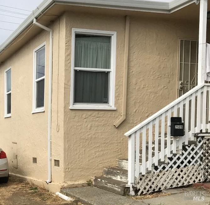 1st image of 2509 Columbia Boulevard