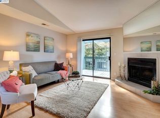 1367 Hull Ln, Martinez, CA
