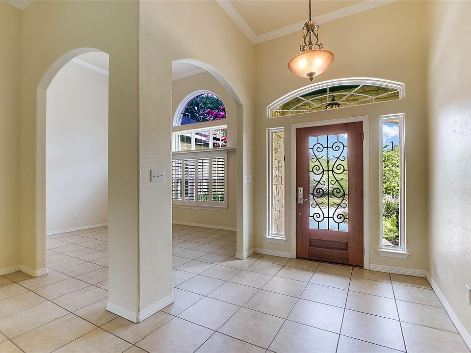 1st image of 1002 Madison Cir