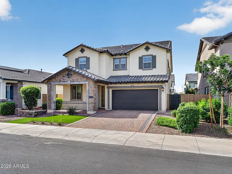 2141 E Flamingo Way — Photo 13