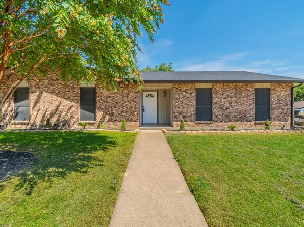 1011 Whippoorwill Ct, Arlington, TX 76014