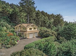 350 Hill Ct, Yachats, OR 97498