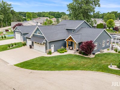 12828 Bayou Ct, Wayland, MI, 49348