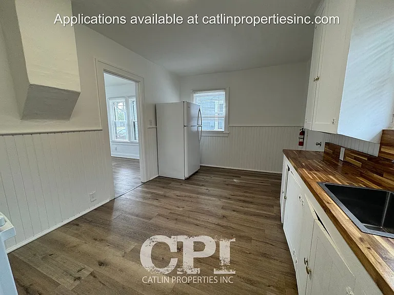 238 B St SW #A — Photo 6