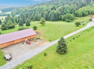 1655 Newark St, Newark, VT 05871