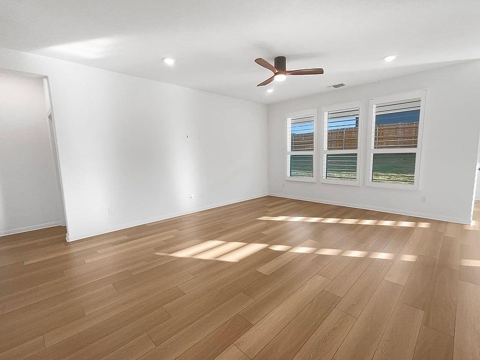 1st image of 17708 Zinfandel Dr