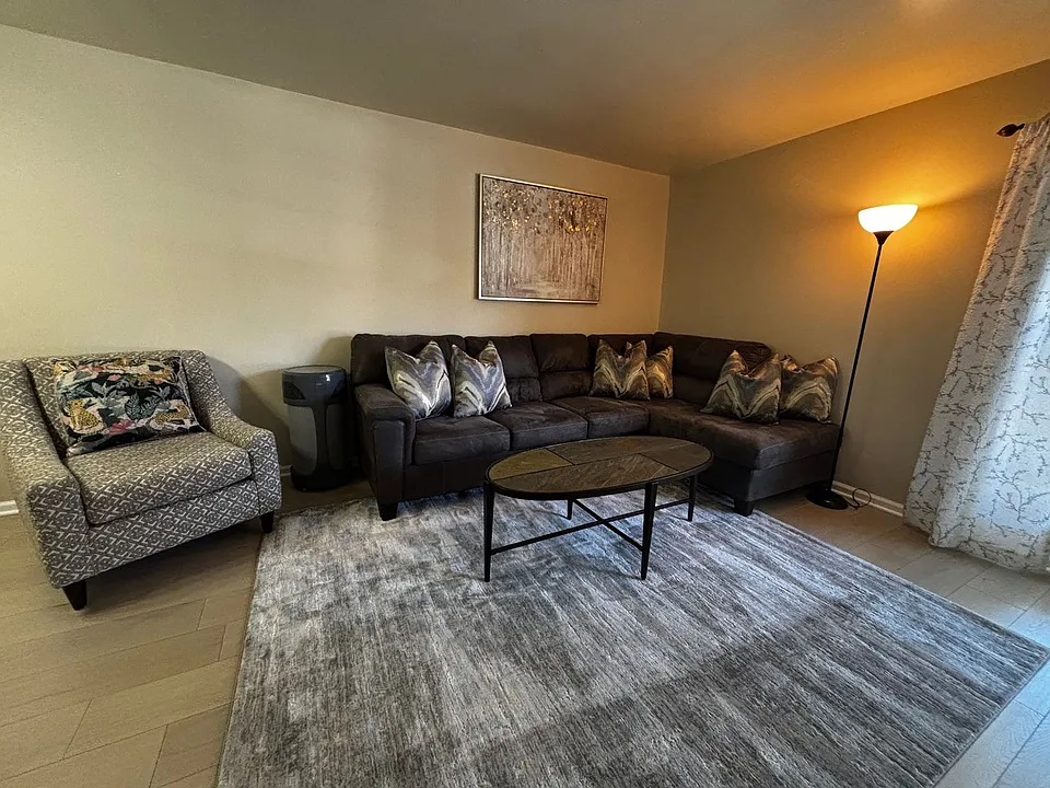 1601 N Bryant St #35