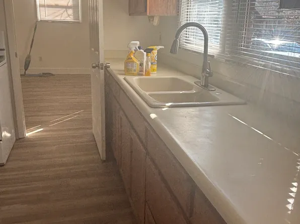 903 Clark St, Santa Rosa, CA 95404