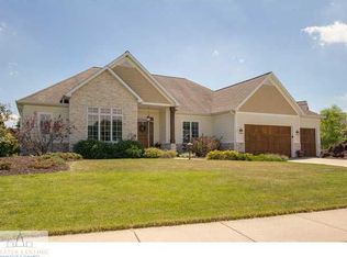 12623 Paradise Dr, Dewitt, MI 48820