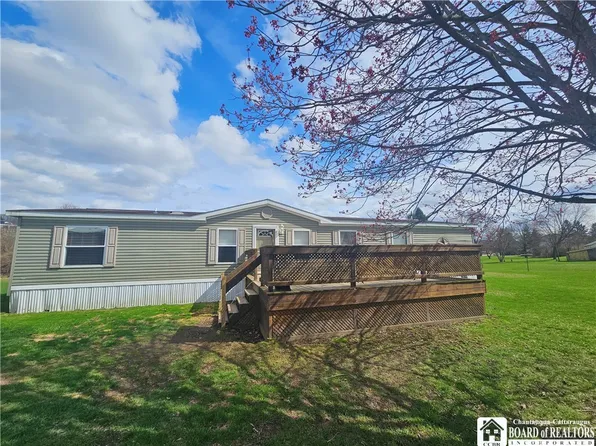 5310 Maple Ln, Cuba, NY 14727