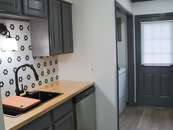 3rd image of 3305 12th St APT 3
