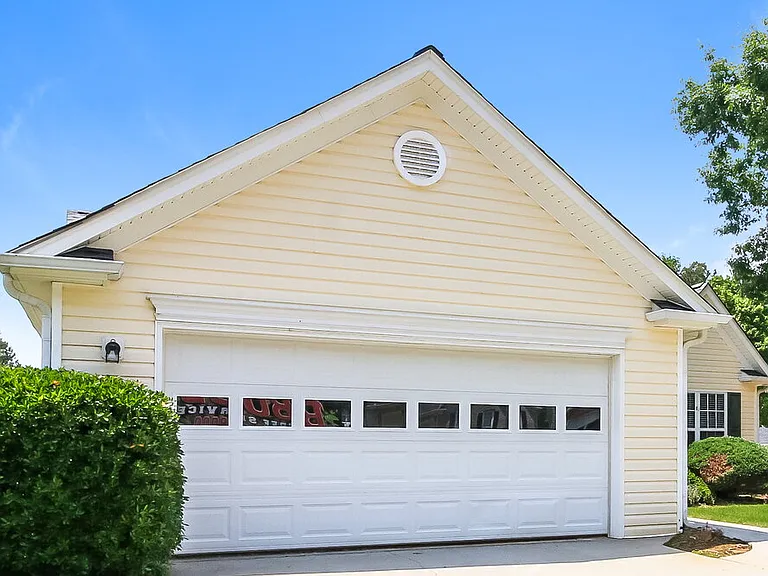 180 Lake Cove Approach — Photo 3