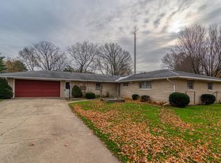 1010 Rynearson Rd, Buchanan, MI 49107