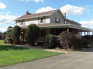 21150 Peters Rd, Saegertown, PA 16433