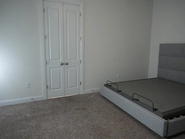 9813 Evening Canopy Dr — Photo 19