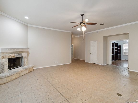 5th image of 209 Turnberry Dr