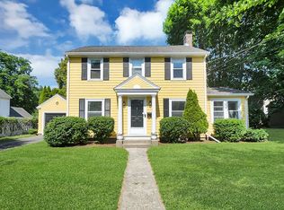 694 Franklin St, Framingham, MA 01702