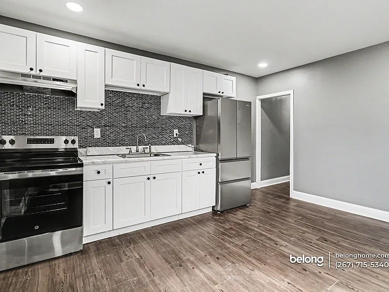 6328 Germantown Ave #C — Photo 11
