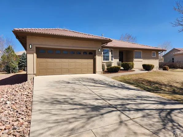 2 Wentworth Pl, Pueblo, CO 81001