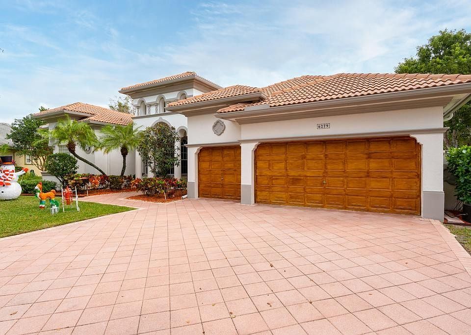 1st image of 6279 NW 92nd Avenue