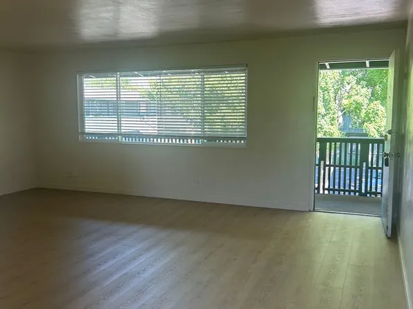721 Bennett Ave #1-12, Medford, OR 97504