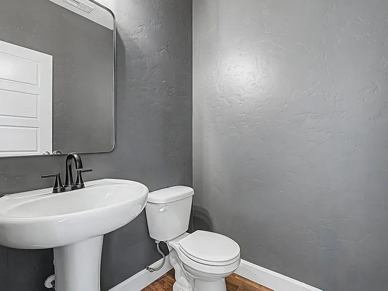 5140 N Elmstone Ave — Photo 15