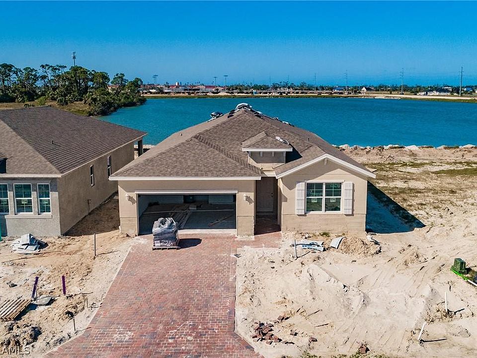 1st image of 624 Parkshore Lake Ave