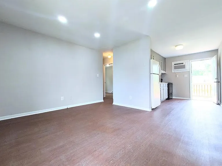 4125 Sunset Ave #I — Photo 2