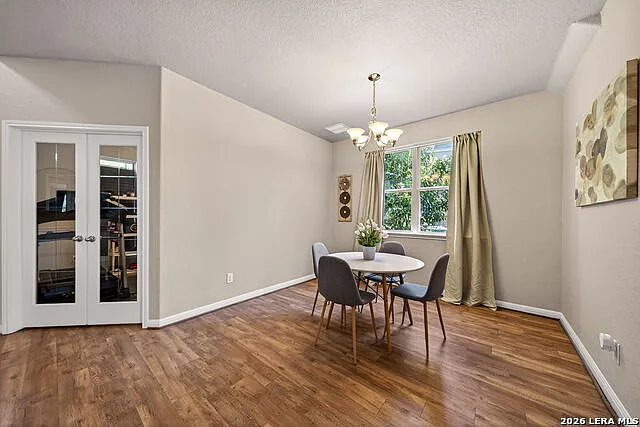 4 bed, 2.5 bath, 2866 sqft, $2,300 — Photo 4