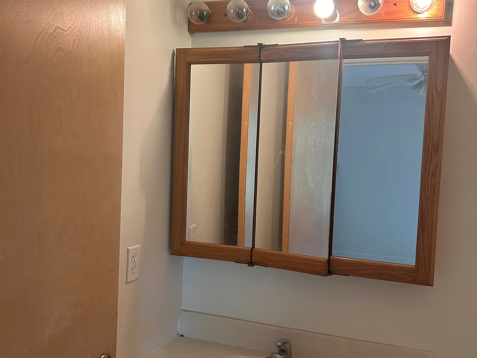 2 bed, 900 sqft, $1,350 — Photo 4