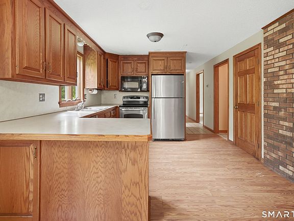 3rd image of 141 Hebron Road