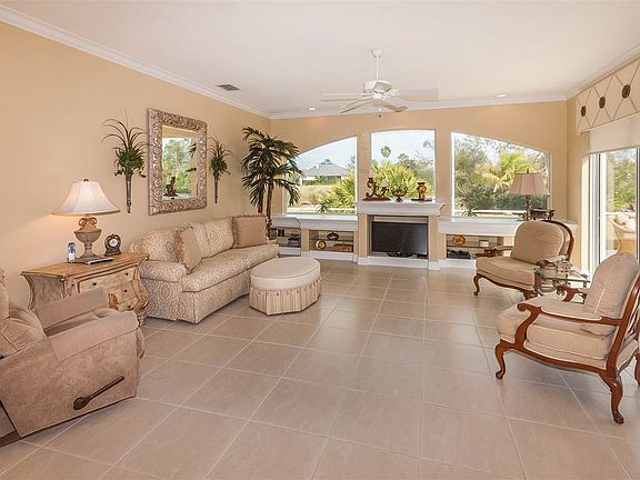3rd image of 535 Turnberry Ln
