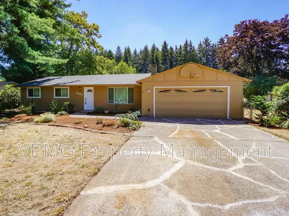 19505 NE 11th St, Camas, WA 98607