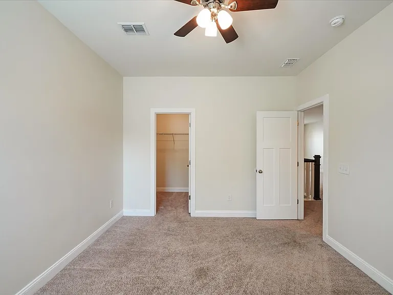 1309 Enfield Ln — Photo 45