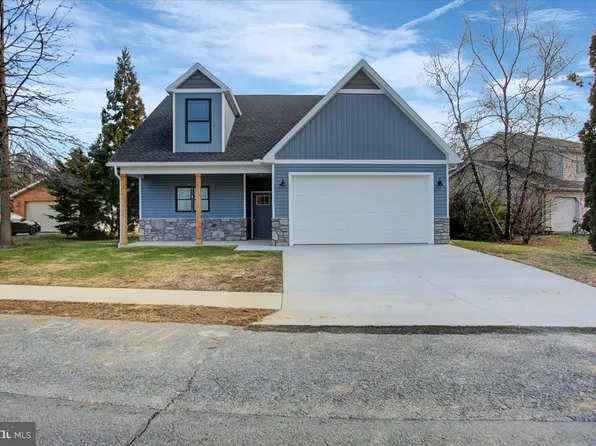 109 Baker And Russell, Shippensburg, PA 17257