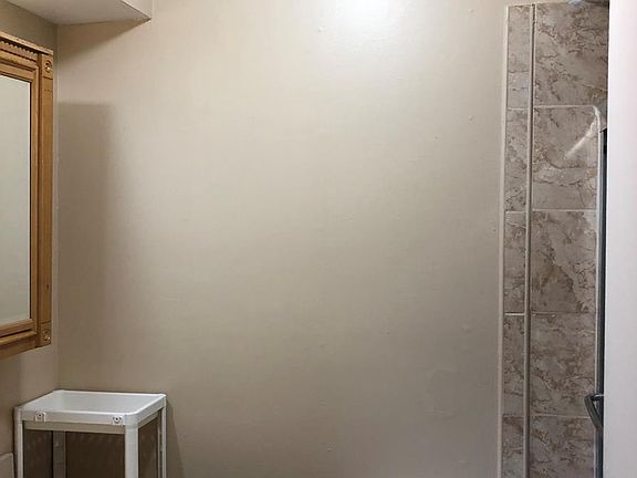 3rd image of 2157 E 69th St #3