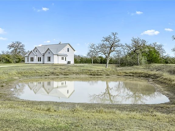 2nd image of 4991 Schott Rd