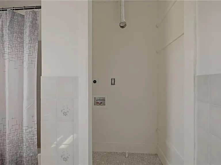 224 Oliphant Ln #B — Photo 24