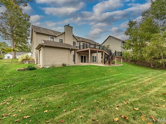 5th image of 10495 Walnut Ln