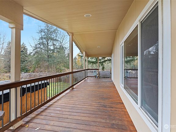 3rd image of 5515 390th Street Ct E