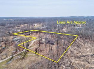 10194 Dellwood Rd, Mineral Point, MO 63660