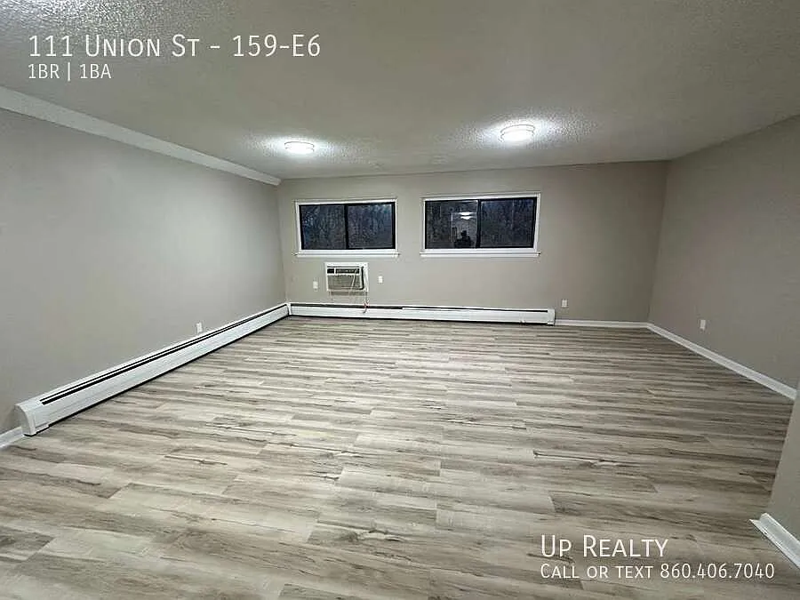 2 bed, 875 sqft, $1,700 — Photo 2