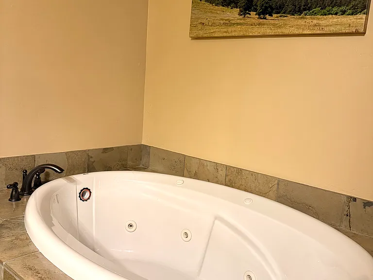 7492 Susans Cir — Photo 28